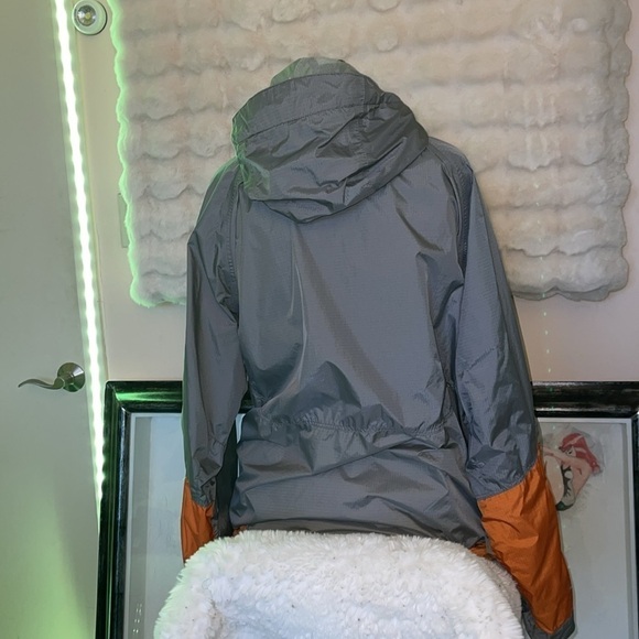 Foursquare mens snowboarding windbreaker jacket grey ish and orange in color - Picture 4 of 11